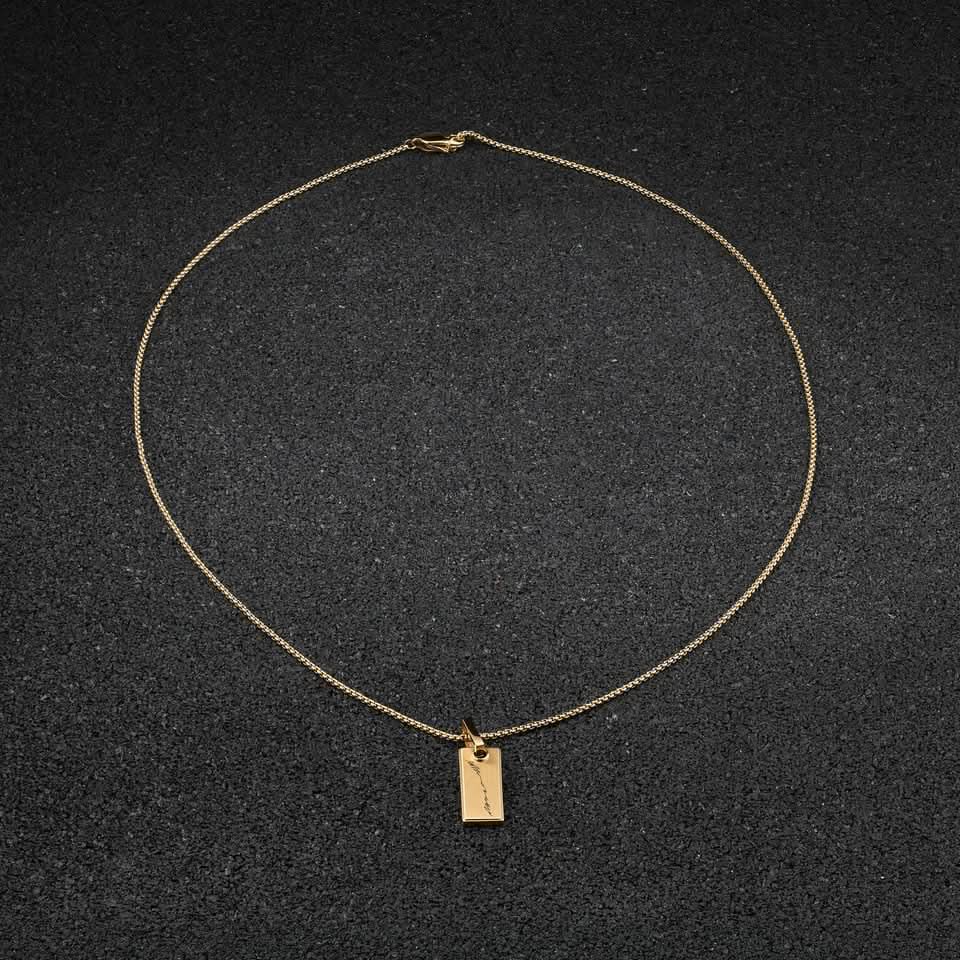 Stelvio Pass Pendant Square - Gold